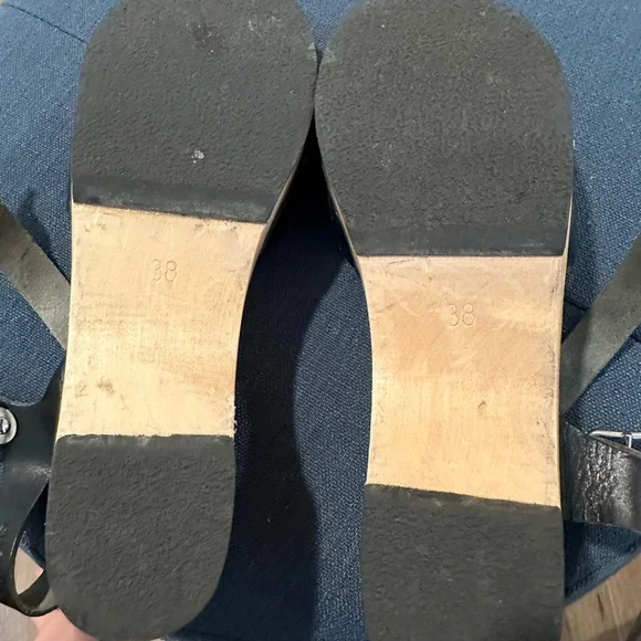 Hasbeens size 38 black. - Picture 6 of 6